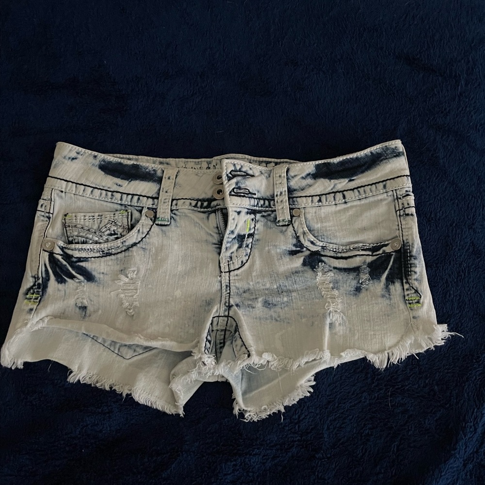 Hydraulic Bailey low rise shorts